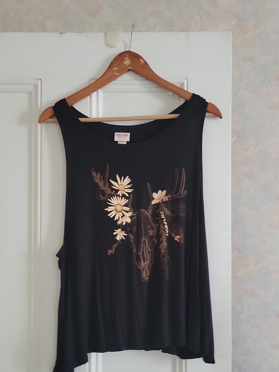 Mossimo Supply Co. Tops - Mossimo Skull Tank Top - XXL